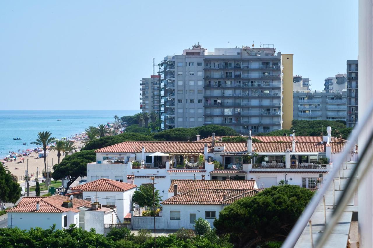 Lovely 2 Bedroom Apartment With Terrace Blanes Dış mekan fotoğraf